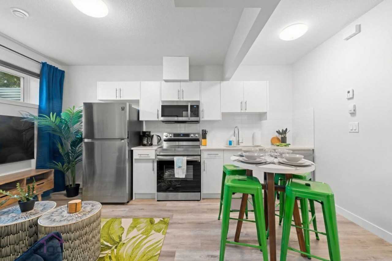 15803 97 Ave Nw #1308607P - Photo 7 of 49