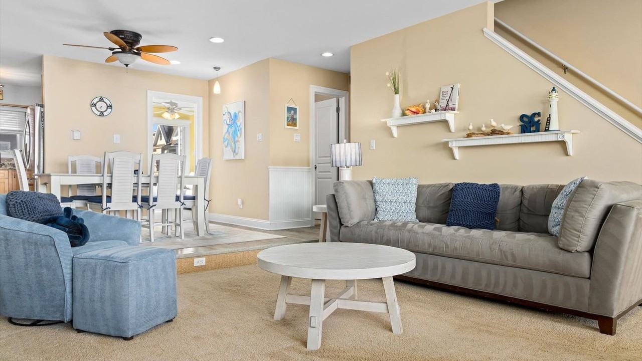 224 Boardwalk #1309012P - Photo 7 of 42