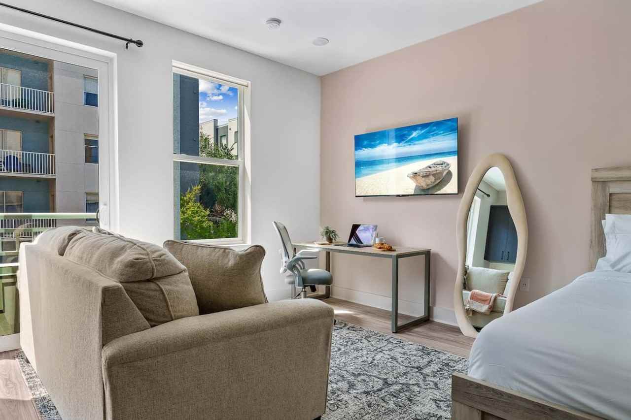 617 N 12th St #1312527P - Photo 4 of 19