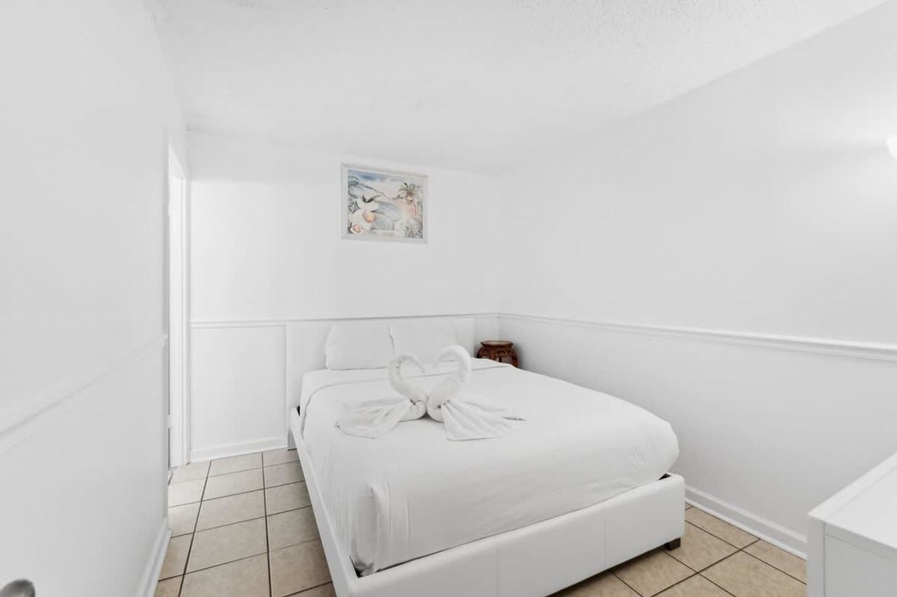 8815 Thomas Dr #1355037P - Photo 6 of 22