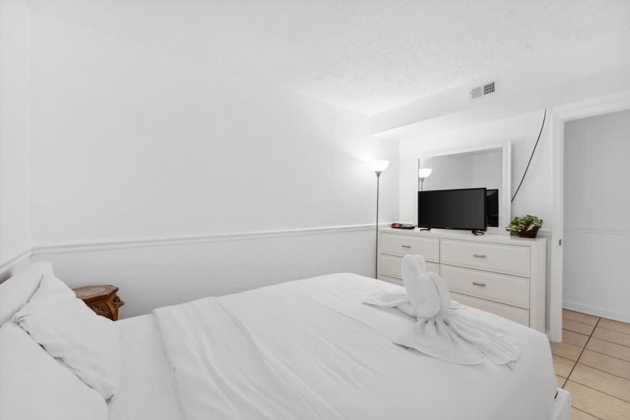 8815 Thomas Dr #1355037P - Photo 7 of 22