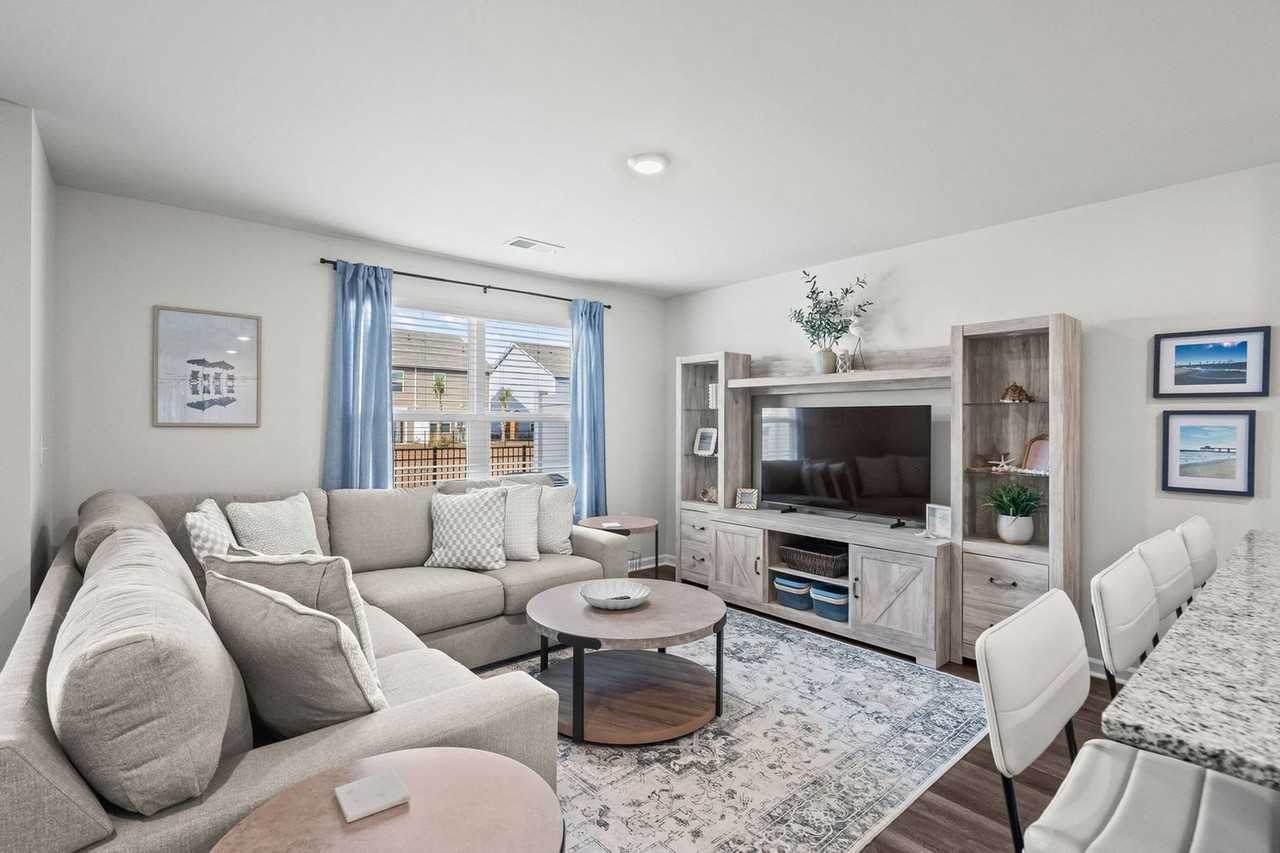 1 N Yaupon Dr #1366315P - Photo 4 of 47