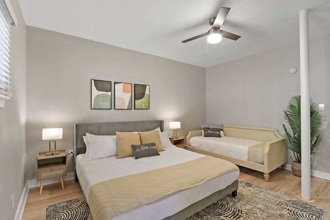 5015 Main St #1366954P - Photo 2 of 18