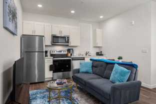 4502 S Puget Sound Ave - Photo 1 of 1