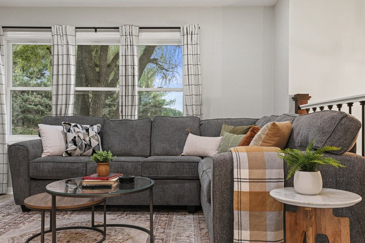 6090 Rattman Rd #1367517P - Photo 4 of 45