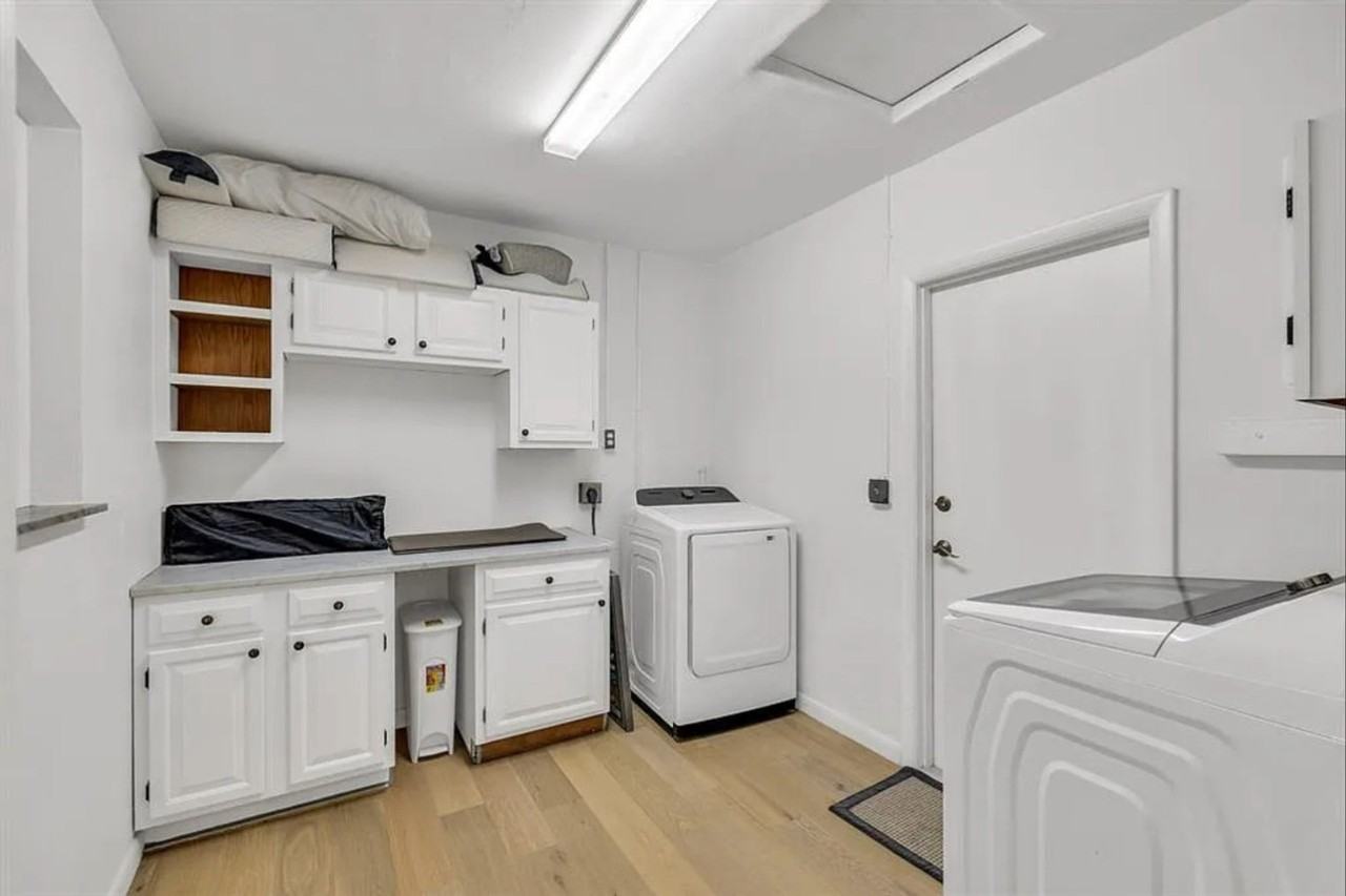 1684 Se 10th Ave #1369668P - Photo 5 of 20