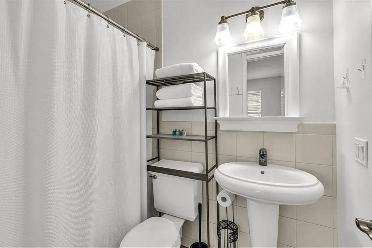 1684 Se 10th Ave #1369668P - Photo 7 of 19