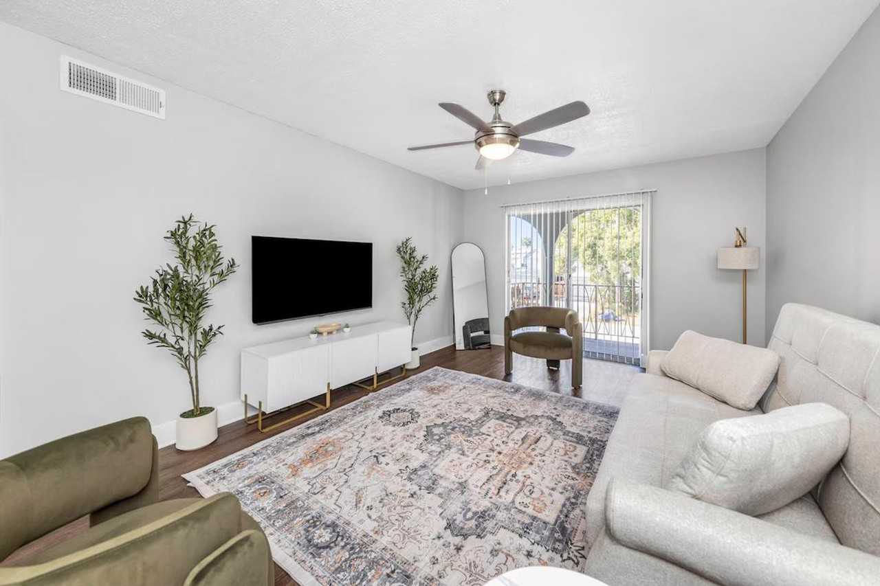 4404 W Kennedy Blvd #1369907P - Photo 6 of 50