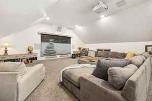 featured image of 149 Nw Campbell Rd