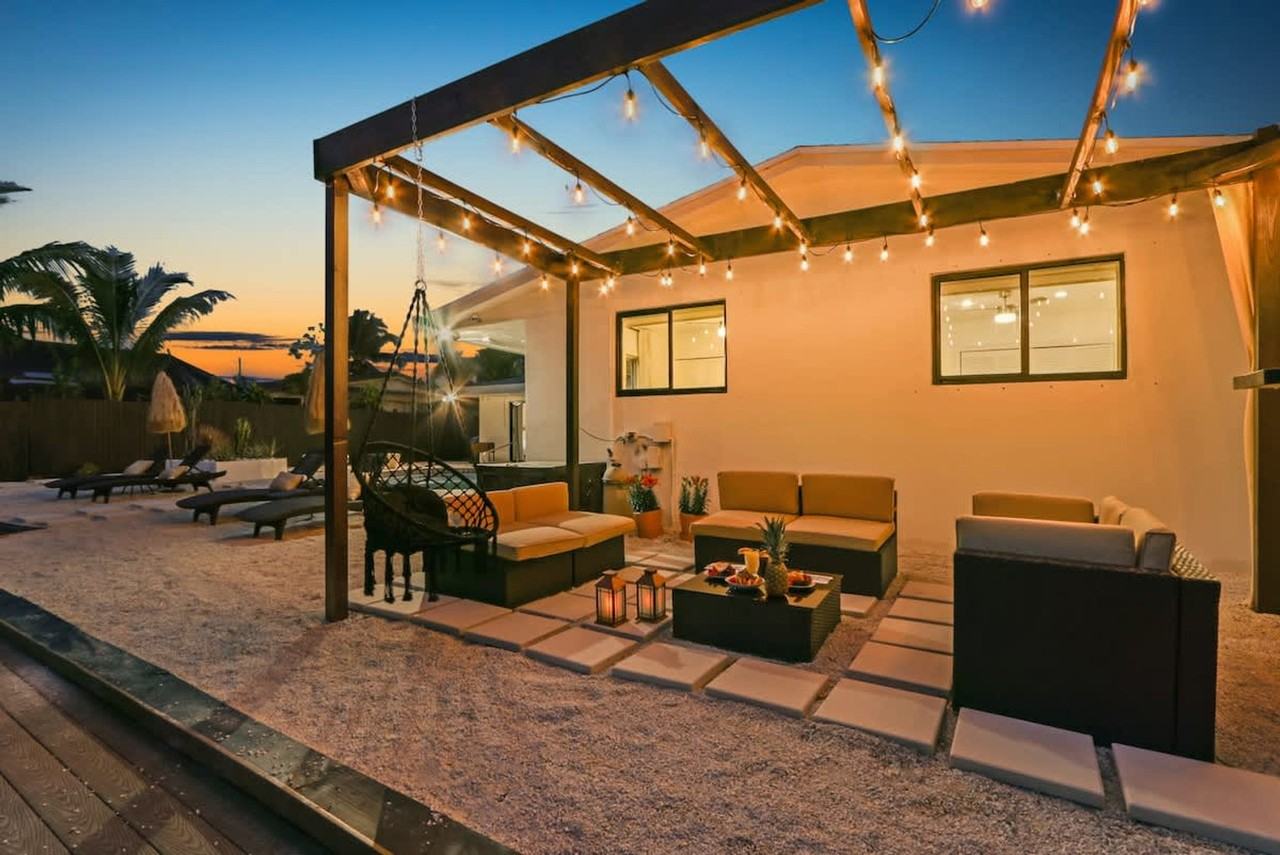 2325 Ne 195th St #1372348P - Photo 4 of 43