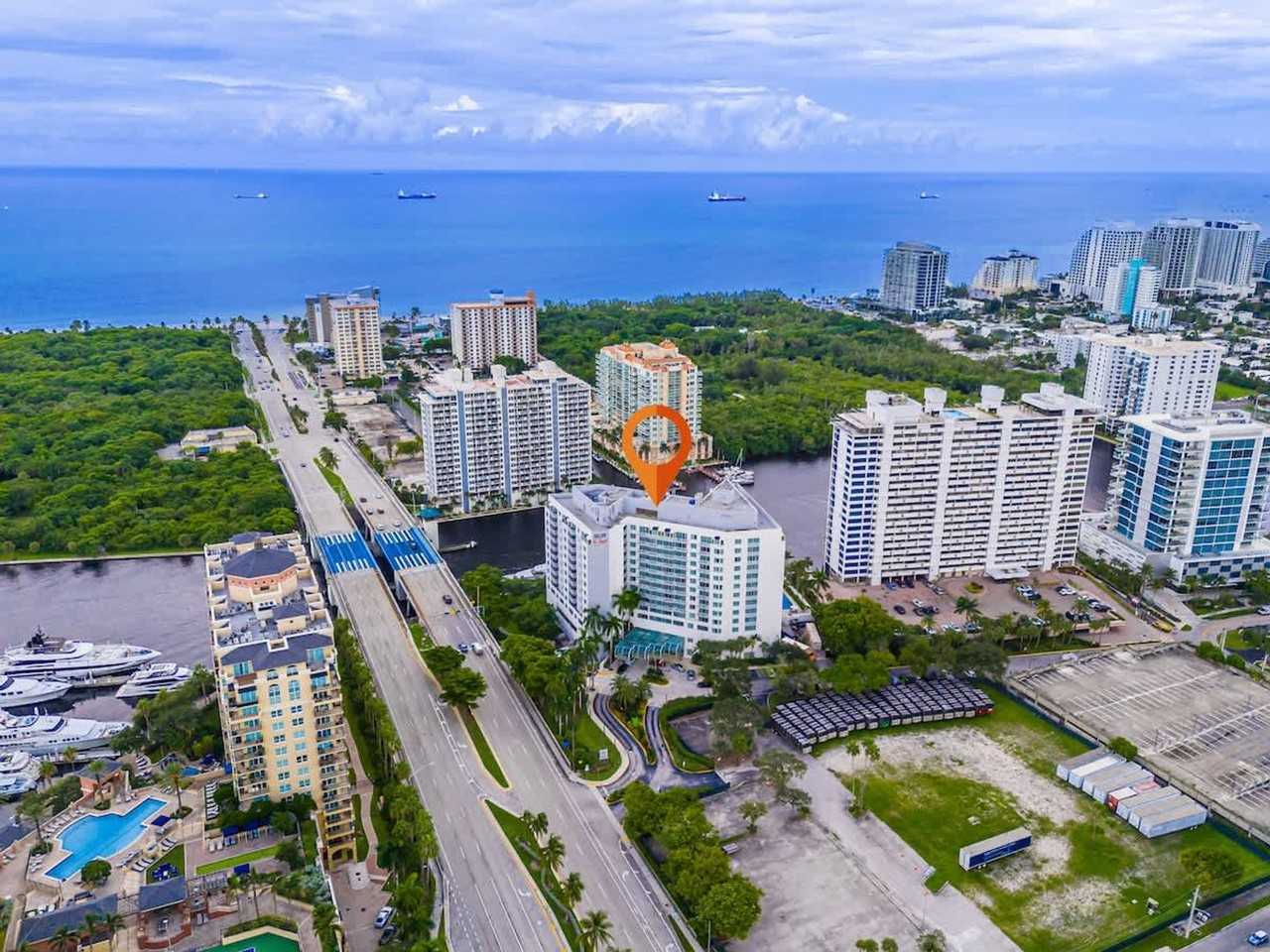 2670 E Sunrise Blvd #1372343P - Photo 6 of 29