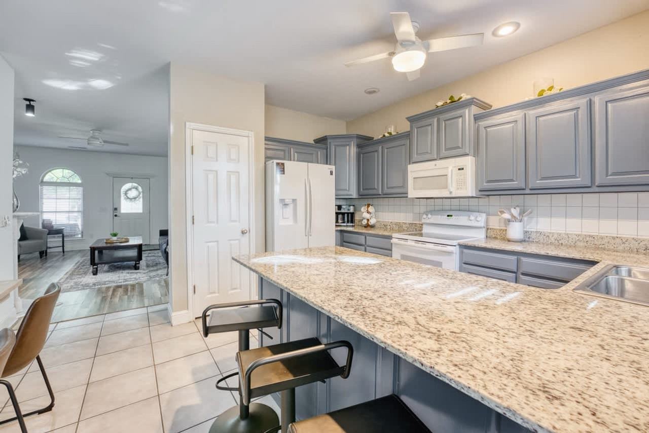 1515 Nw Belle Royal Ct #1314699P - Photo 4 of 30
