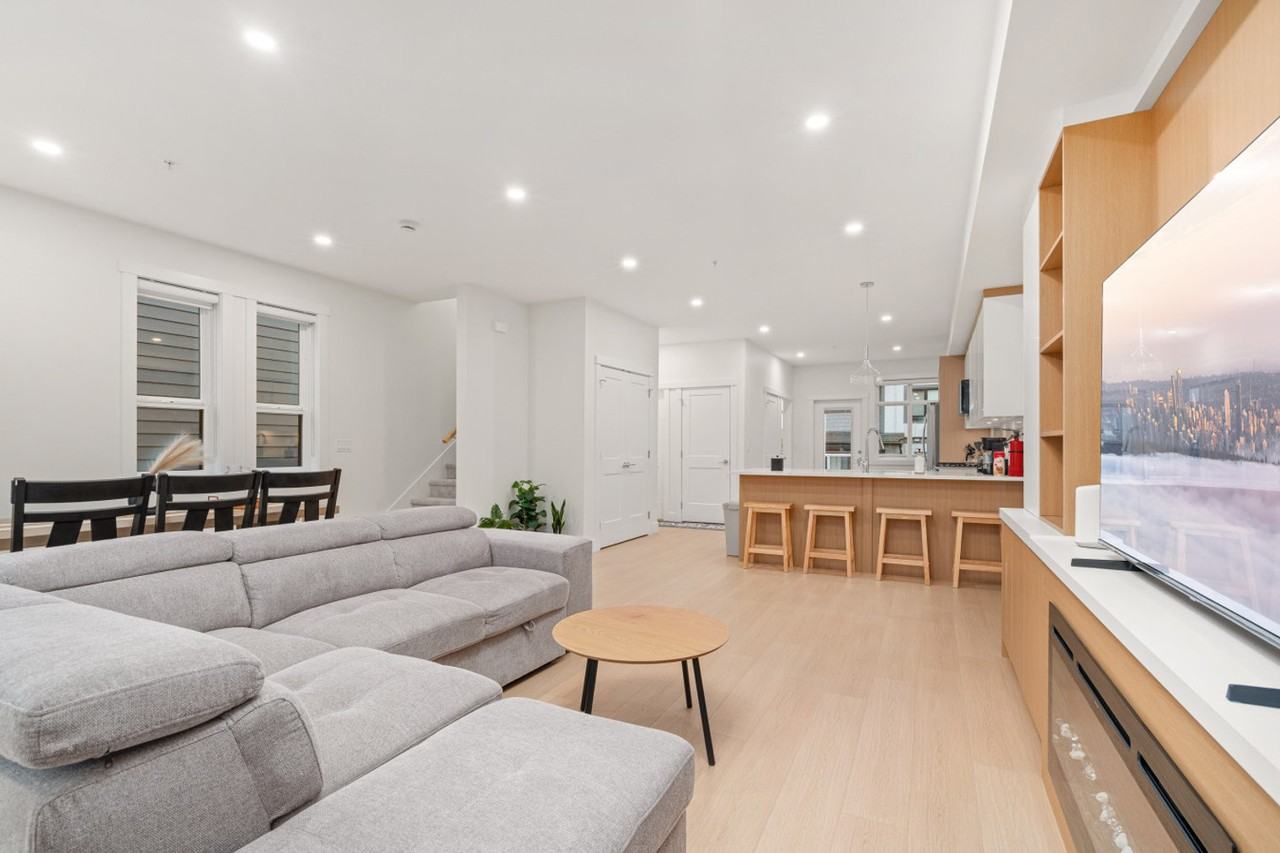 6983 204 Street #1373719P - Photo 6 of 30