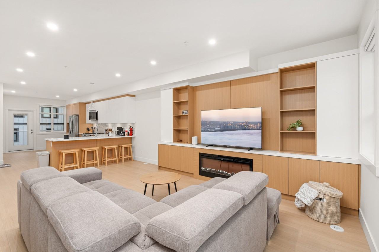 6983 204 Street #1373719P - Photo 7 of 30