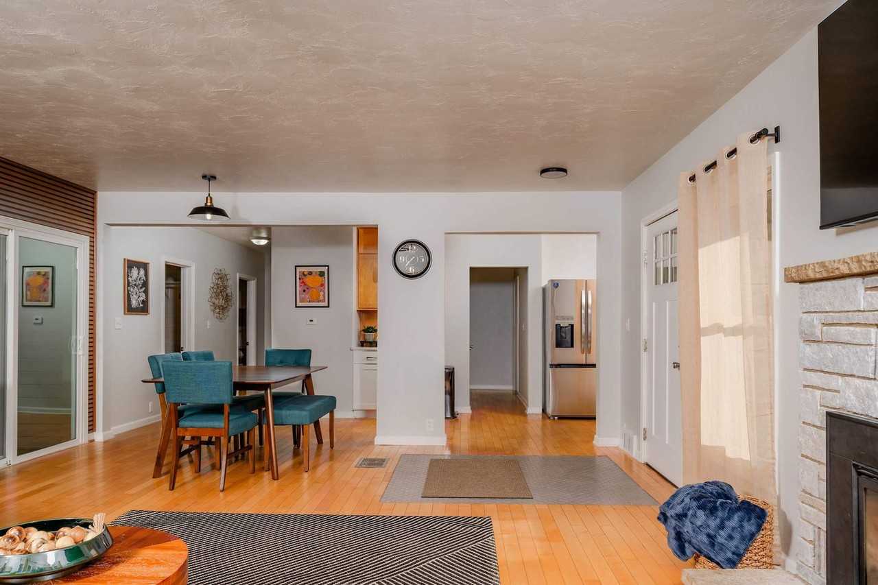 85 N Reserve Ave #1374252P - Photo 2 of 20