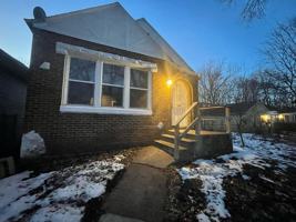 featured image of 1332 Marshall Pl