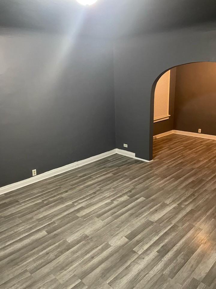 1332 Marshall Pl - Photo 3 of 27