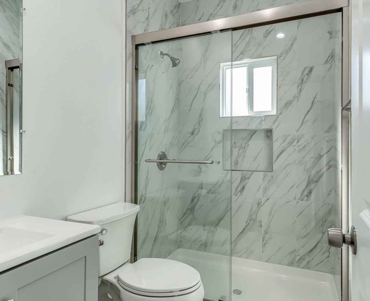 12615 George St - Photo 3 of 24