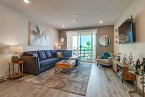 featured image of 2602 Ridgeway Dr