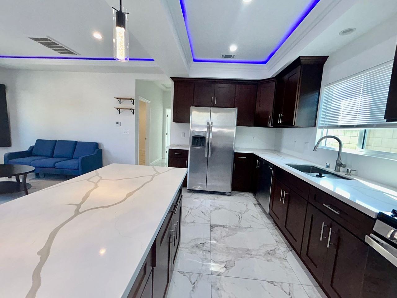 11295 Stratford Way - Photo 5 of 20