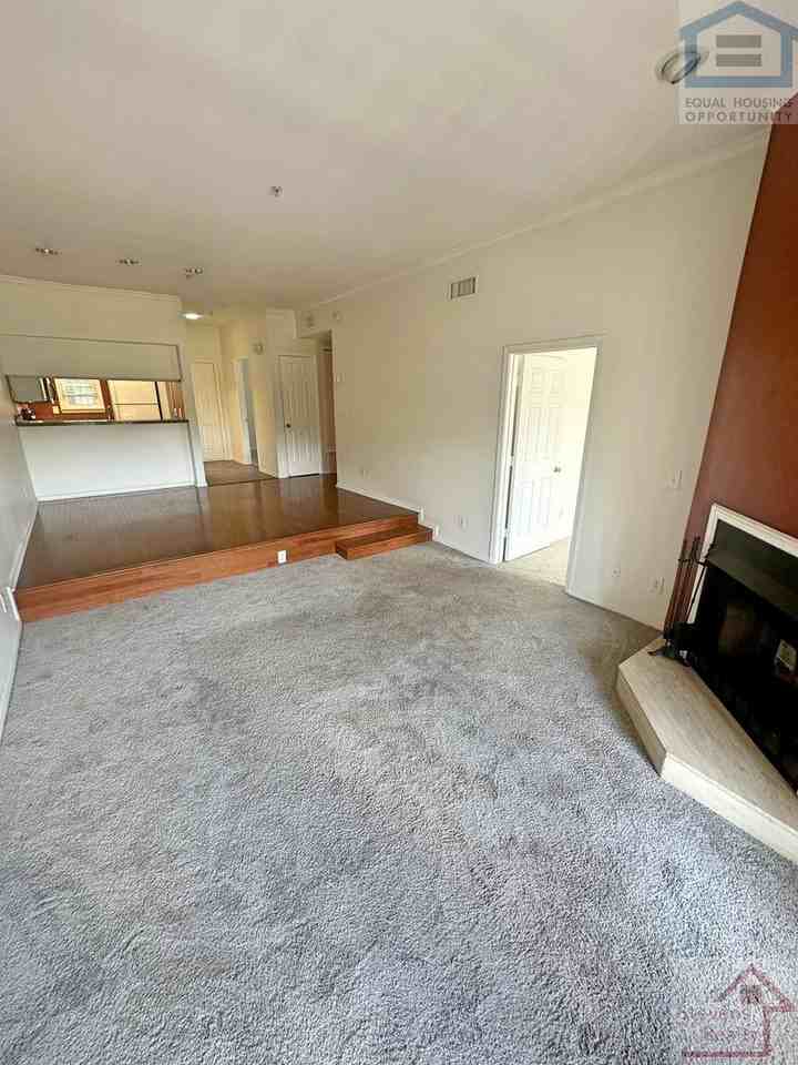 123 W End Pl - Photo 3 of 10