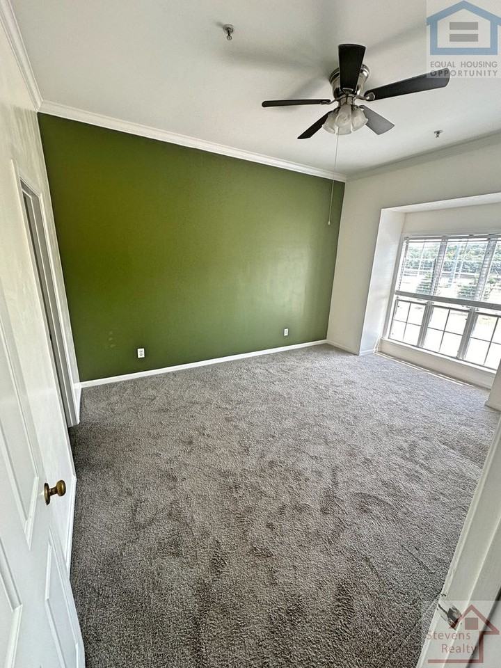 123 W End Pl - Photo 4 of 10