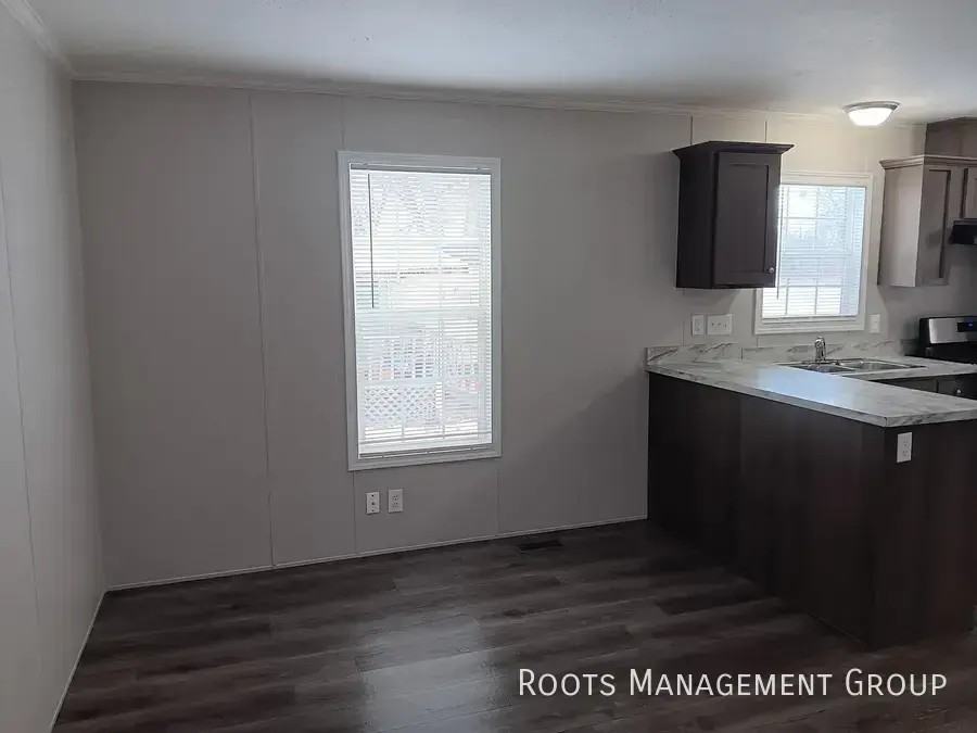56 Carriage Lane Est #56 - Photo 2 of 10
