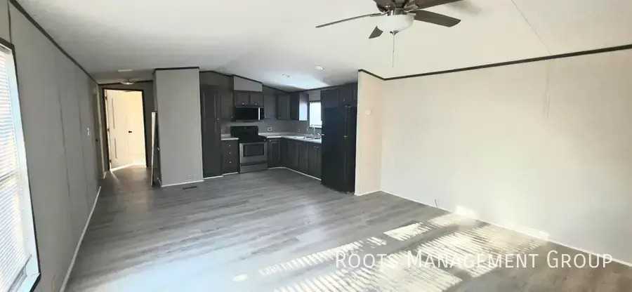 5531 Rivercreek Dr #108 - Photo 6 of 17