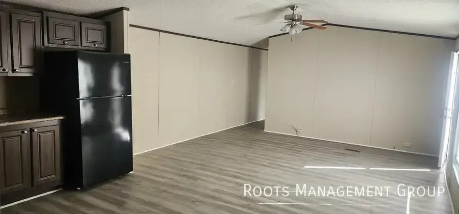 310 Linda Dr #205 - Photo 6 of 17