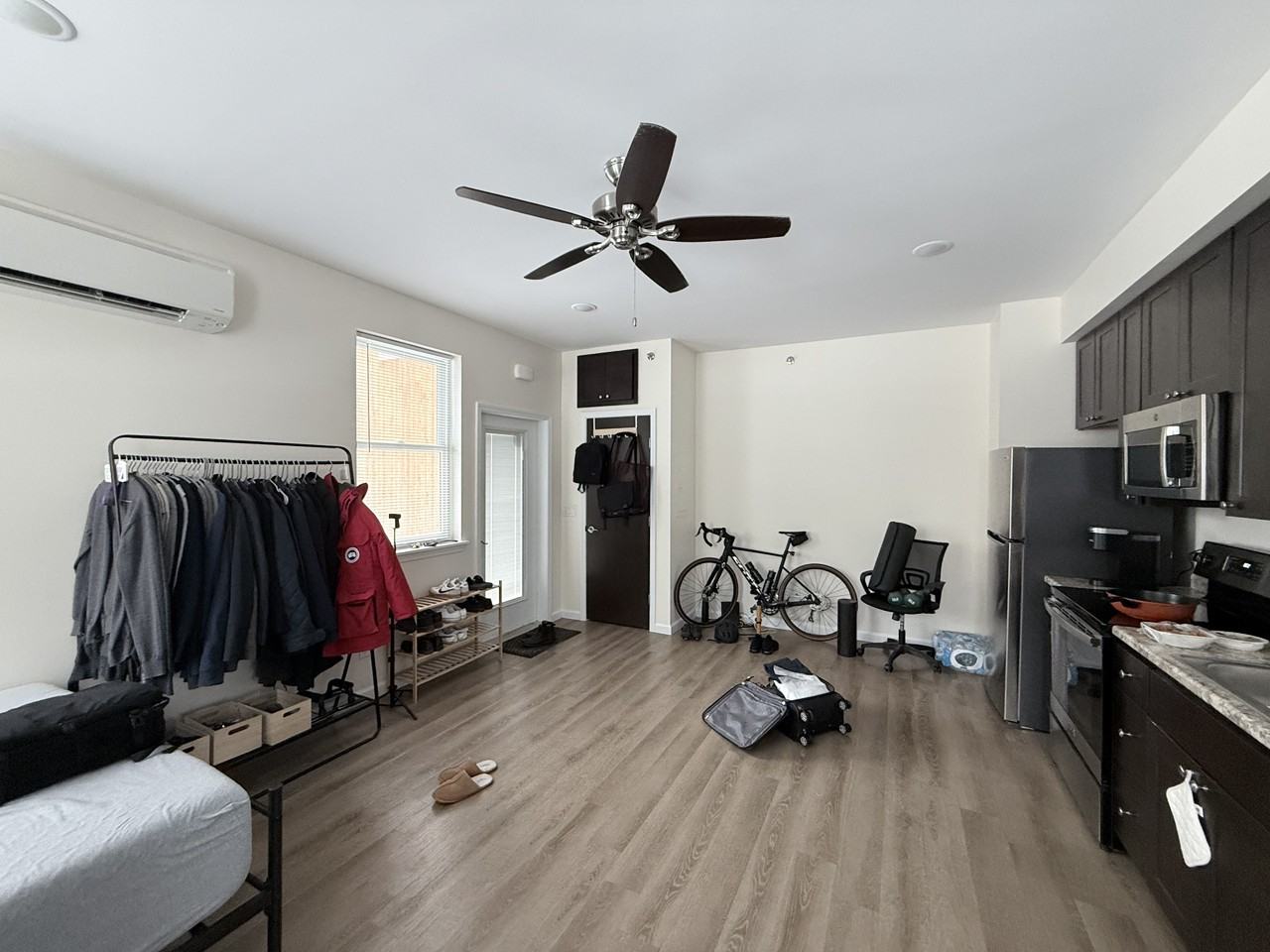 117 Village Cir - Photo 2 of 6