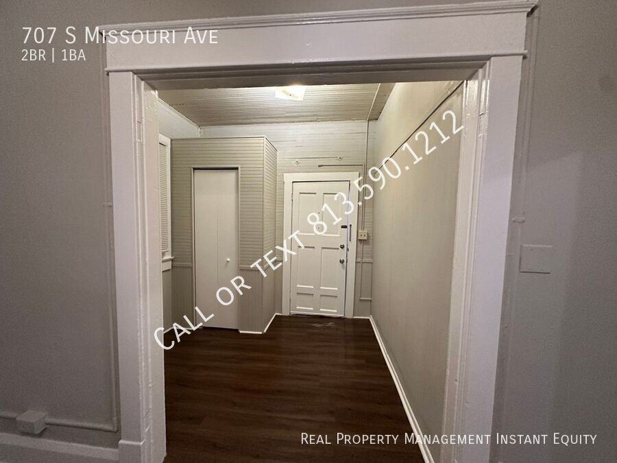 707 S Missouri Ave - Photo 2 of 12