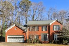 245 Saint Martins Dr Se - Photo 1 of 1