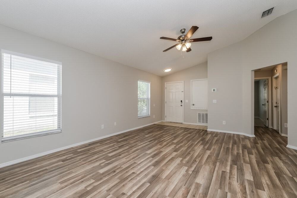 8733 Morrison Oaks Ct - Photo 4 of 19