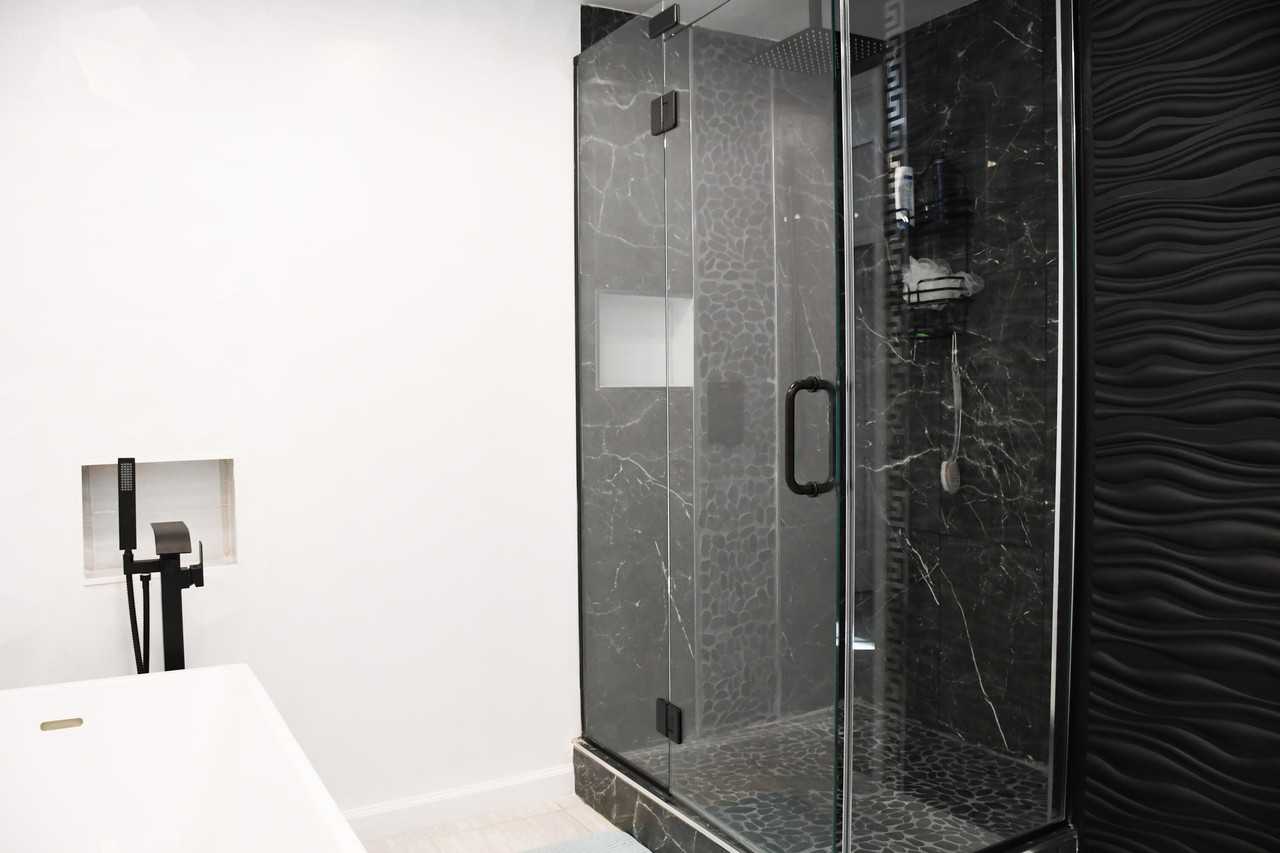 61576 Aberdeen Dr #61576 - Photo 3 of 31