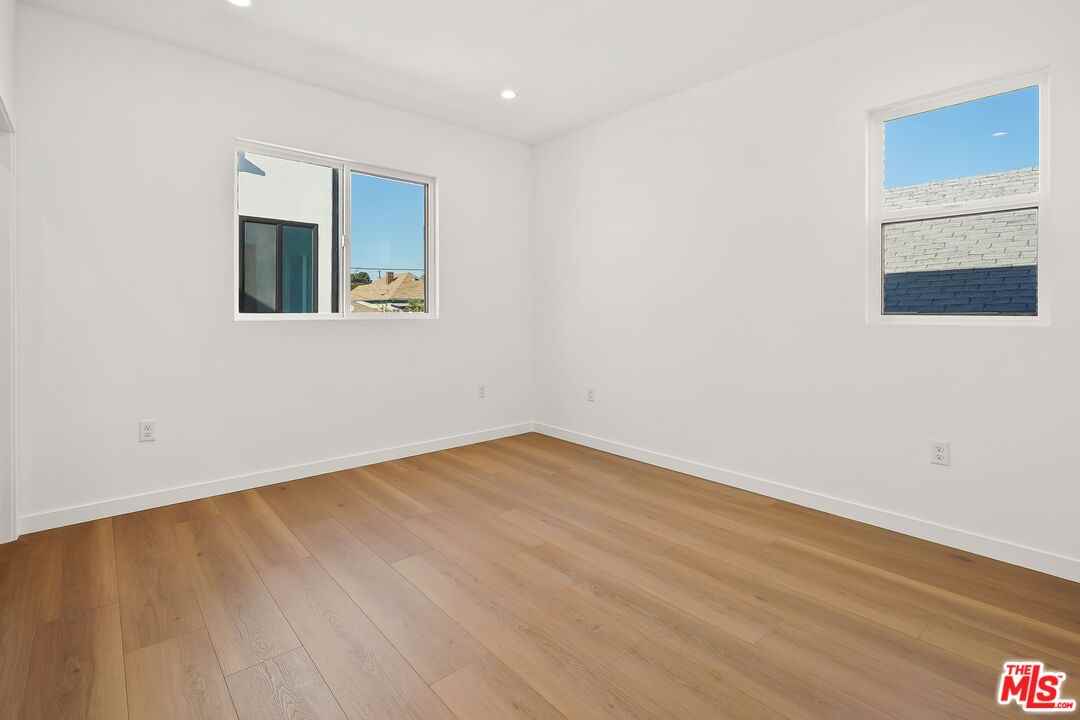 1731 1/2 S New Hampshire Ave #1731 - Photo 3 of 18