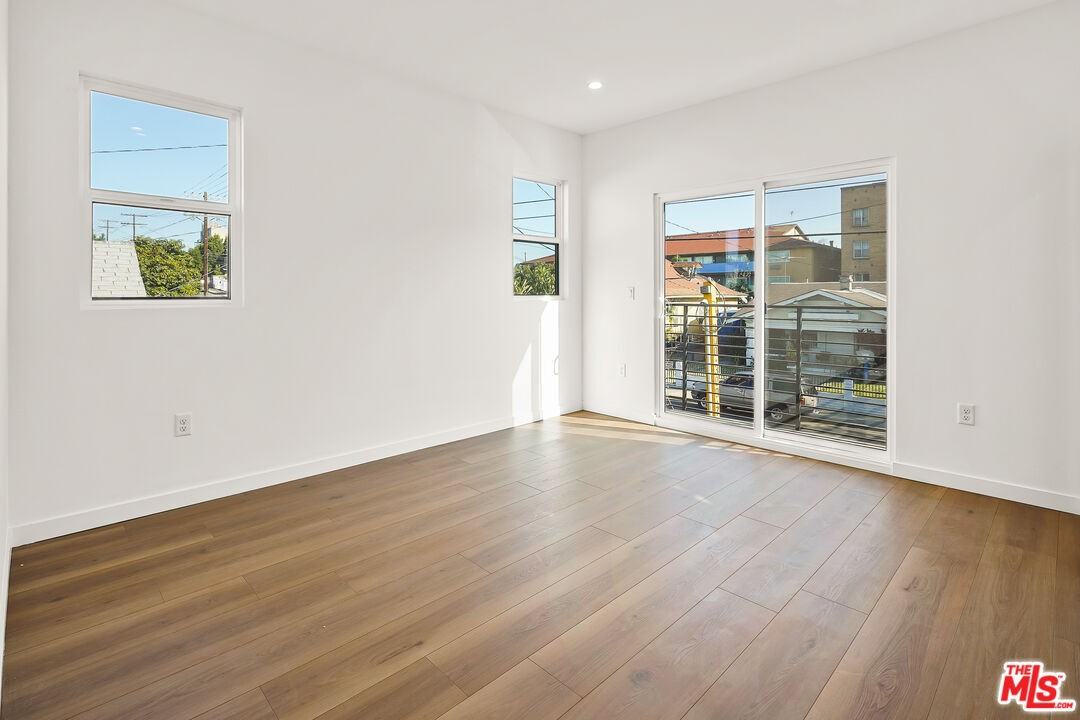 1731 1/2 S New Hampshire Ave #1731 - Photo 7 of 18