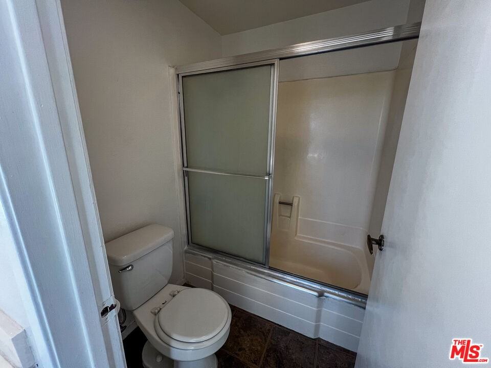 17900 Sherman Way #17900-320 - Photo 4 of 19