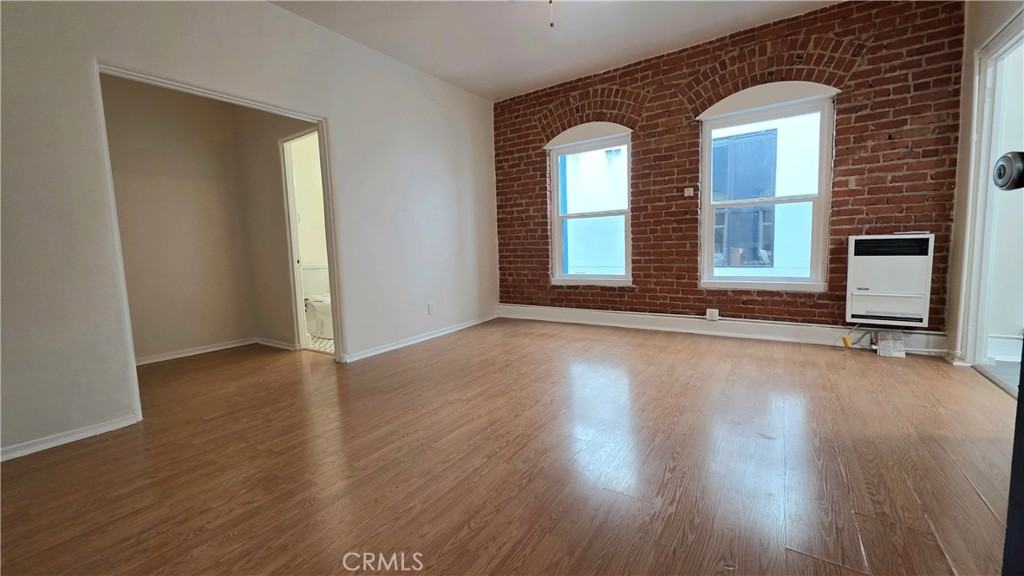 W Sunset Blvd #33408 - Photo 5 of 11