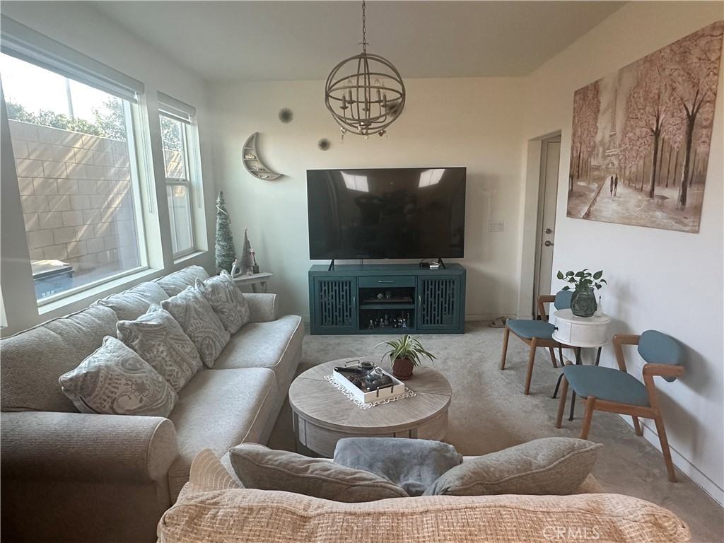 13815 Farmhouse Ave #13815 - Photo 3 of 7