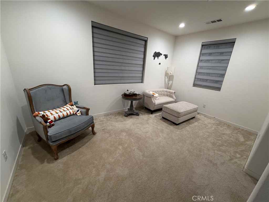 13815 Farmhouse Ave #13815 - Photo 5 of 7