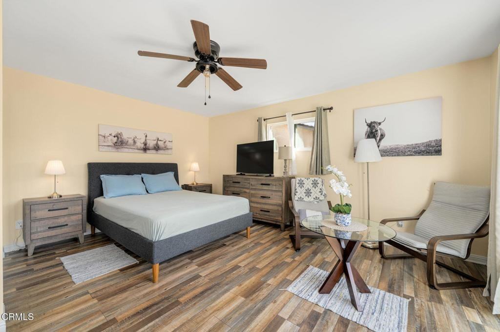 13240 Ratner St #13240 - Photo 4 of 31