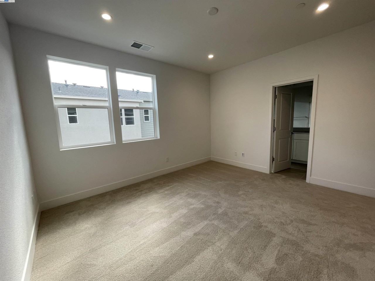 5708 Melon Ct #5708 - Photo 4 of 31