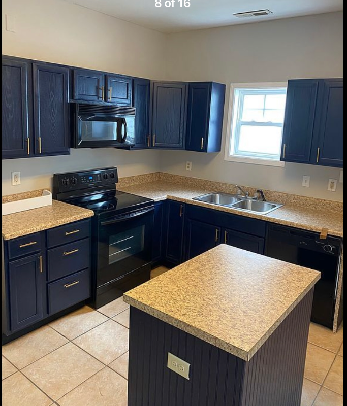 394 Race St - Photo 4 of 10