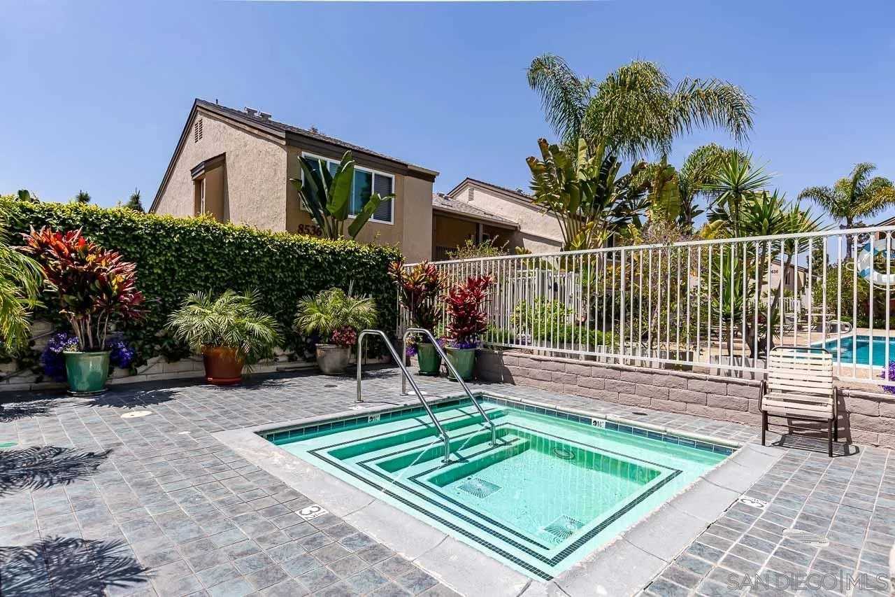 8548 Via Mallorca #8548B - Photo 7 of 16