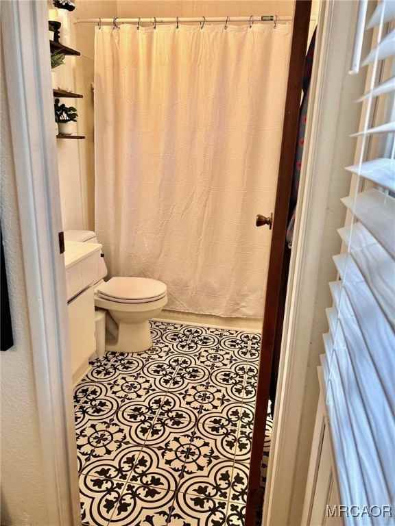 206 E Barker Blvd #206 - Photo 2 of 15