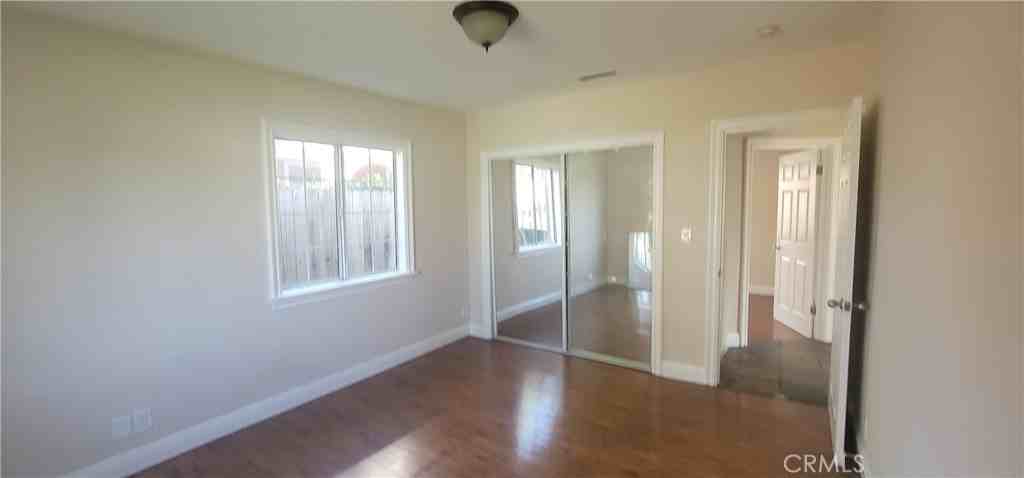 19538 Leadwell St #19538 - Photo 2 of 7