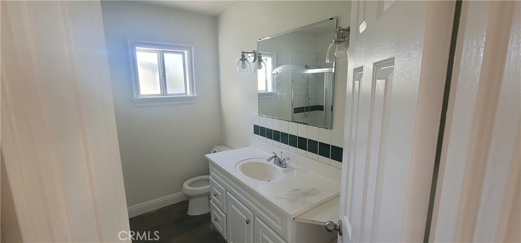 19538 Leadwell St #19538 - Photo 4 of 7