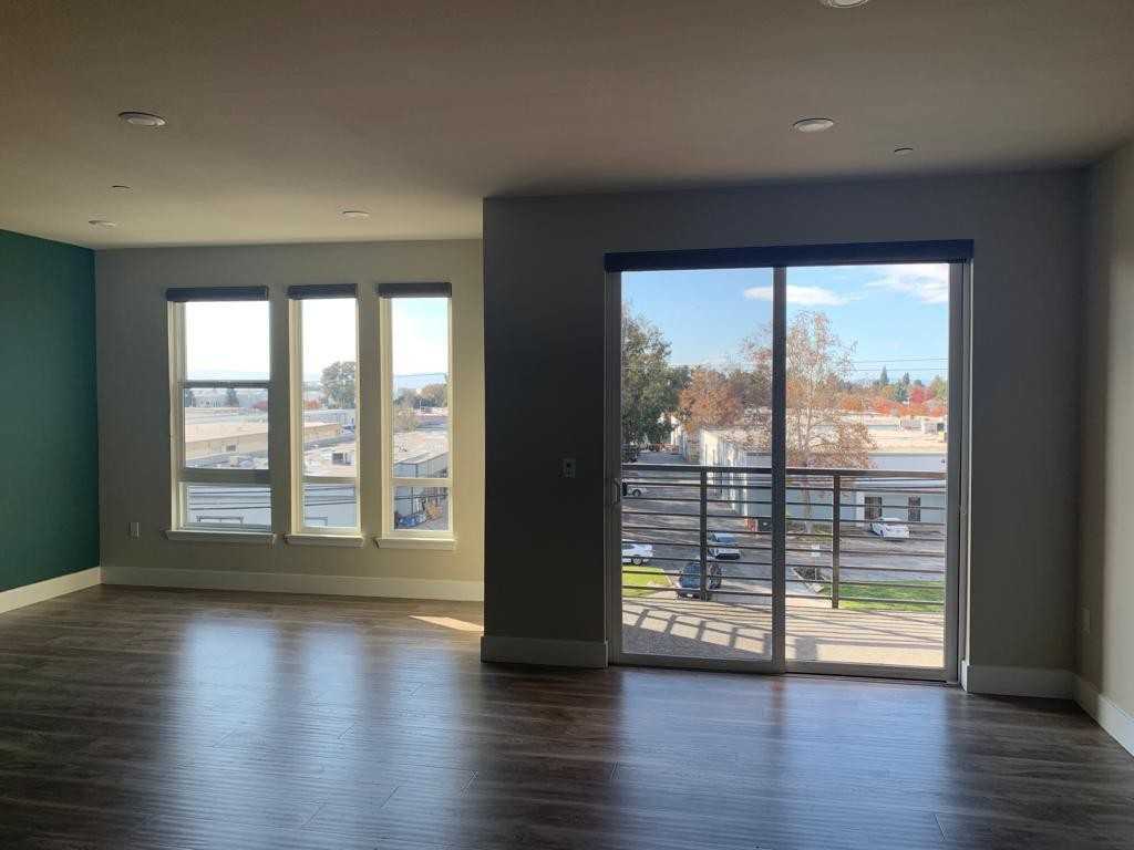 44828 Fremont Blvd #44828-400 - Photo 4 of 50