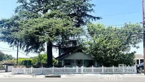 665 N San Antonio Ave #665 - Photo 7 of 16