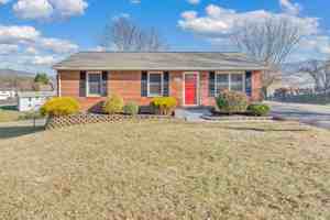 featured image of 359 Hillview Dr